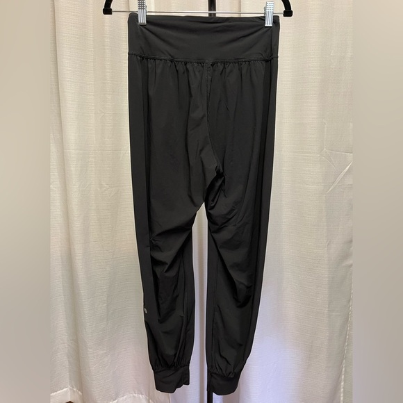 Lululemon Sun Setter Jogger (28") Black | size 4 - Picture 5 of 9